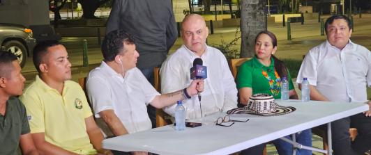 Exclusivo RTVC: diálogo histórico entre Mancuso y campesinos víctimas del conflicto armado en Colombia