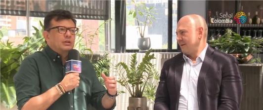 Entrevista de Hollman Morris con Michel Pineda sobre el nombramiento de jefes paramilitares como gestores de paz