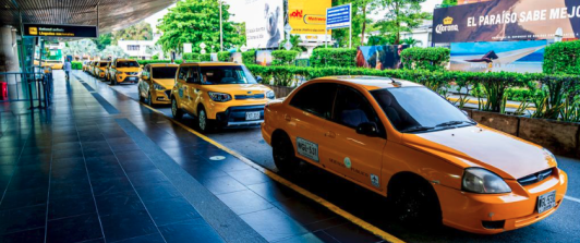 Taxis en el aeropuerto de Cartagena
