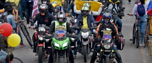 Nueva ley que prohíbe inmovilizar motos por infracciones menores. / Foto: AFP.