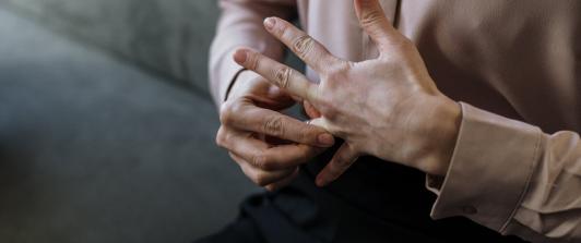 Colombia aprobaría el divorcio unilateral o 'exprés': ¿qué cambiaría con la nueva ley?