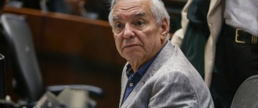 Presidente pidió la renuncia de Ricardo Bonilla: “Espero la renuncia de un gran compañero y profesor honesto"