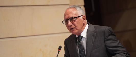 Ministerio de Salud busca ser víctima por pérdida de $200 mil millones