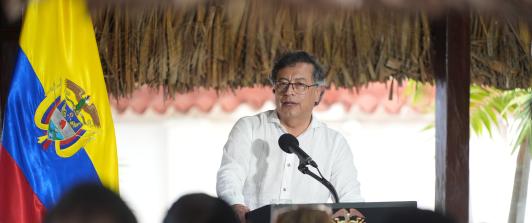 Petro defiende logros económicos y reducción del desempleo