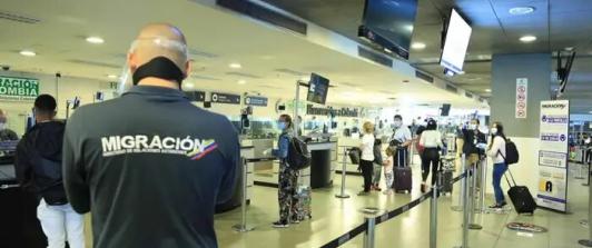 Migración Colombia y sindicatos alcanzan acuerdo para levantar huelga en aeropuertos