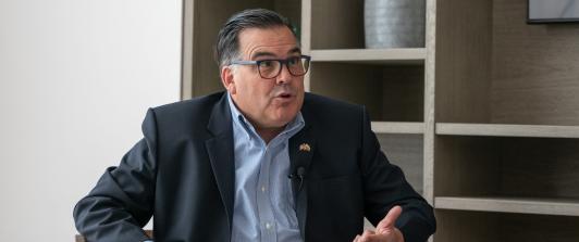 Estados Unidos remueve al embajador encargado en Colombia, Francisco Palmieri 