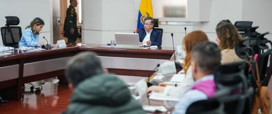 Gobierno suspende diálogos de paz con el ELN tras crímenes de guerra en el Catatumbo