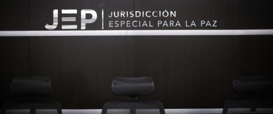 La JEP imputa crímenes de guerra y lesa humanidad a 12 exintegrantes de las Farc-EP en el Caso 05