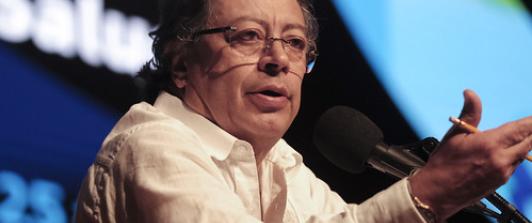 Presidente Petro propone a la FLIP revelar salarios y condiciones laborales de periodistas en Colombia para medir la 'libertad de prensa'  