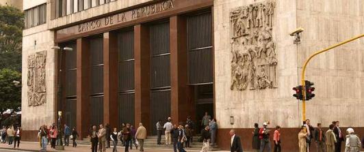 Banco de la República baja tasa de interés 25 puntos básicos; la primera reducción del año