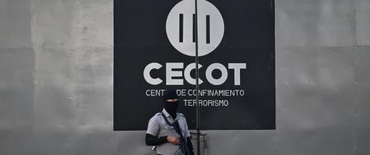 Juez advierte posible desacato del gobierno de Trump por deportación de migrantes