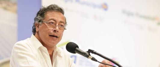 El mandatario insistió en que el crecimiento que experimenta el país se ha dado por fuera de la economía extractiva. / Foto: Presidencia de la República.