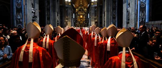Pederastia, papel de la mujer y disminución de los feligreses: los desafíos del próximo papa