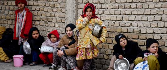 Recortes de Trump afectan a millones de niños en el mundo: hasta 1,3 millones en riesgo de morir