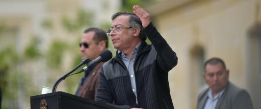 Presidente Petro con estudiantes del SENA. / Foto: Presidencia.