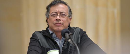 "Empezamos a dejar atrás el neoliberalismo": presidente defiende las reformas sociales