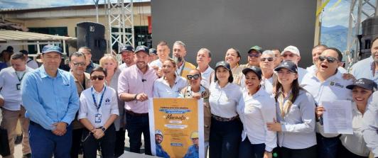 Firma de Memorando Marmato.