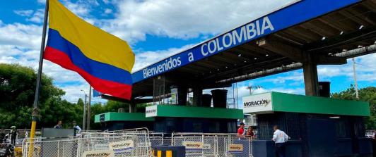 Venezuela cierra frontera con Colombia por jornada electoral