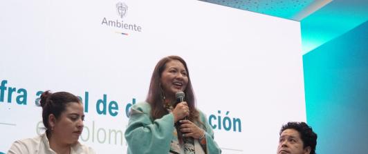 Ministra de Ambiente