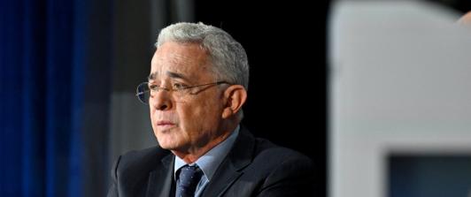Escenarios del fallo del juicio a Uribe Vélez. / Foto: AFP.