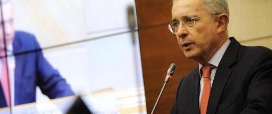 Álvaro Uribe condenado a nueve años de prisión domiciliaria 