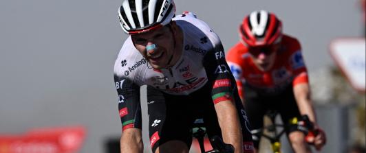 Joao Almeida le ganó el duelo a Jonas Vingegaard en el mítico L’Angliru