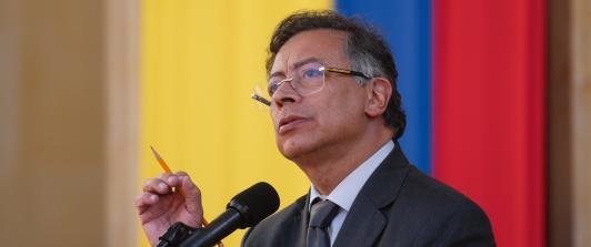 Presidente señala que en la Fiscalía del gobierno Duque hubo un “acuerdo” para encubrir corrupción en la SAE de Antioquia