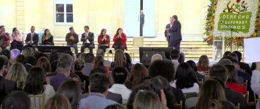 Presidente Petro en acto de perdón por parte del Estado hacia el Colectivo de Abogados “José Alvear Restrepo” (CAJAR)