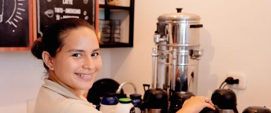 El primer mandatario celebró que en septiembre de 2025, Colombia alcanzó su menor tasa de desempleo en lo que va del siglo: 8,2%. Las mujeres lideraron el aumento del empleo con 5,5%. 