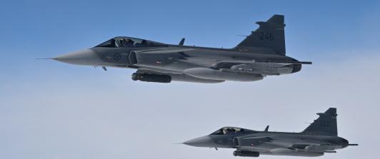Los cazas Saab JAS 39 Gripen de la Fuerza Aérea Sueca participan en el ejercicio de la OTAN como parte de la misión de policía aérea de la OTAN, en el espacio aéreo soberano de los miembros de la Alianza.