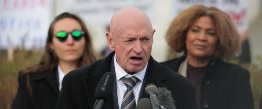 Demócratas de EEUU piden a militares desobedecer "órdenes ilegales"