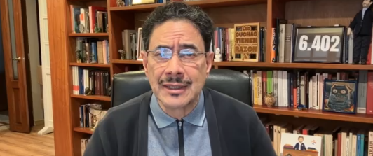 El congresista de la comisión segunda del Senado, Iván Cepeda, alertó sobre posibles “golpes quirúrgicos” por parte de EE. UU. en territorio extranjero y exigió respeto por la soberanía colombiana. 