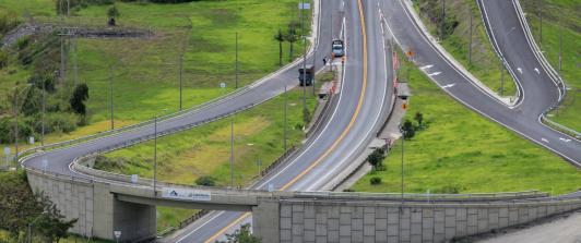 Gobierno nacional invertirá $321 billones de pesos en transporte para construir vías superiores a las 4G 