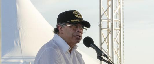 Presidente Petro insta a una transición política en Venezuela.