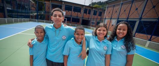 Gobierno entrega colegio en Bahía Solano tras siete años de abandono 