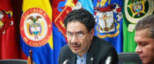 Iván Cepeda denuncia campaña de desprestigio en su contra.