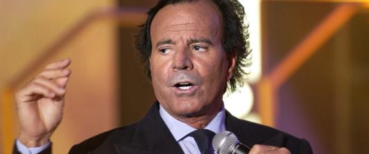 Justicia española investiga a Julio Iglesias por presuntas agresiones sexuales