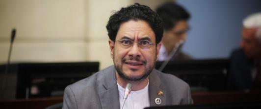 "La ambición y el resentimiento convirtieron a Leyva en enemigo de la paz y la democracia": Iván Cepeda