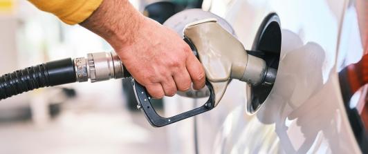 Colombia reducirá el precio de la gasolina a partir de febrero