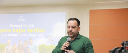 MinMinas: Colombia provee 10 % de la energía de Ecuador.