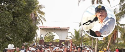 Petro sobre hacienda La Virgen del Cobre. / Fotos: ANT y Presidencia.