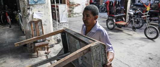 Triciclos eléctricos y bicitaxis, la alternativa ante la crisis de combustible en Cuba