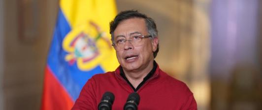 Aprobación del presidente Petro sube a 49,1 % en febrero de 2026, según la reciente encuesta Invamer