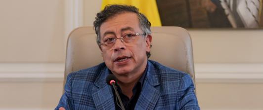 Presidente descarta asumir deudas privadas de EPS