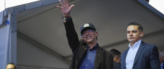 Petro denuncia corrupción en las EPS y llama a defender el sistema público