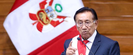 José María Balcázar asume como Presidente de Perú tras destitución de su antecesor
