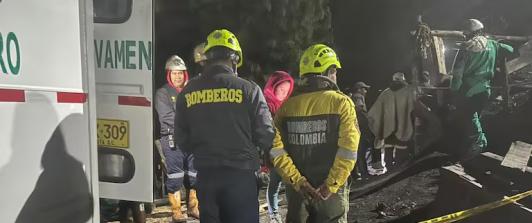 Seis mineros quedan atrapados tras explosión en mina de Guachetá. Foto: Bomberos Cundinamarca