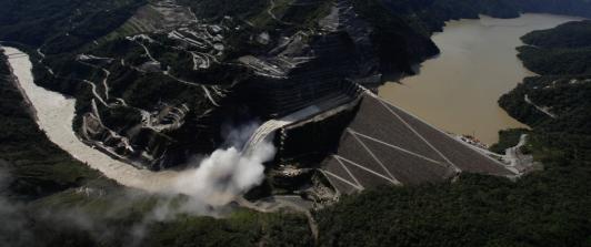 Superservicios anuncia investigación a generadoras eléctricas.