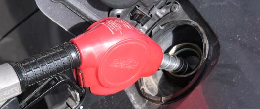 Gobierno propone calcular ACPM con referencias internacionales.