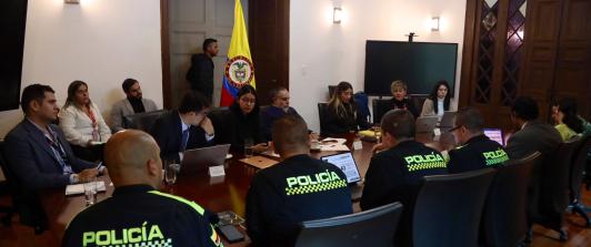 Gobierno refuerza seguridad a candidatos presidenciales tras su inscripción oficial